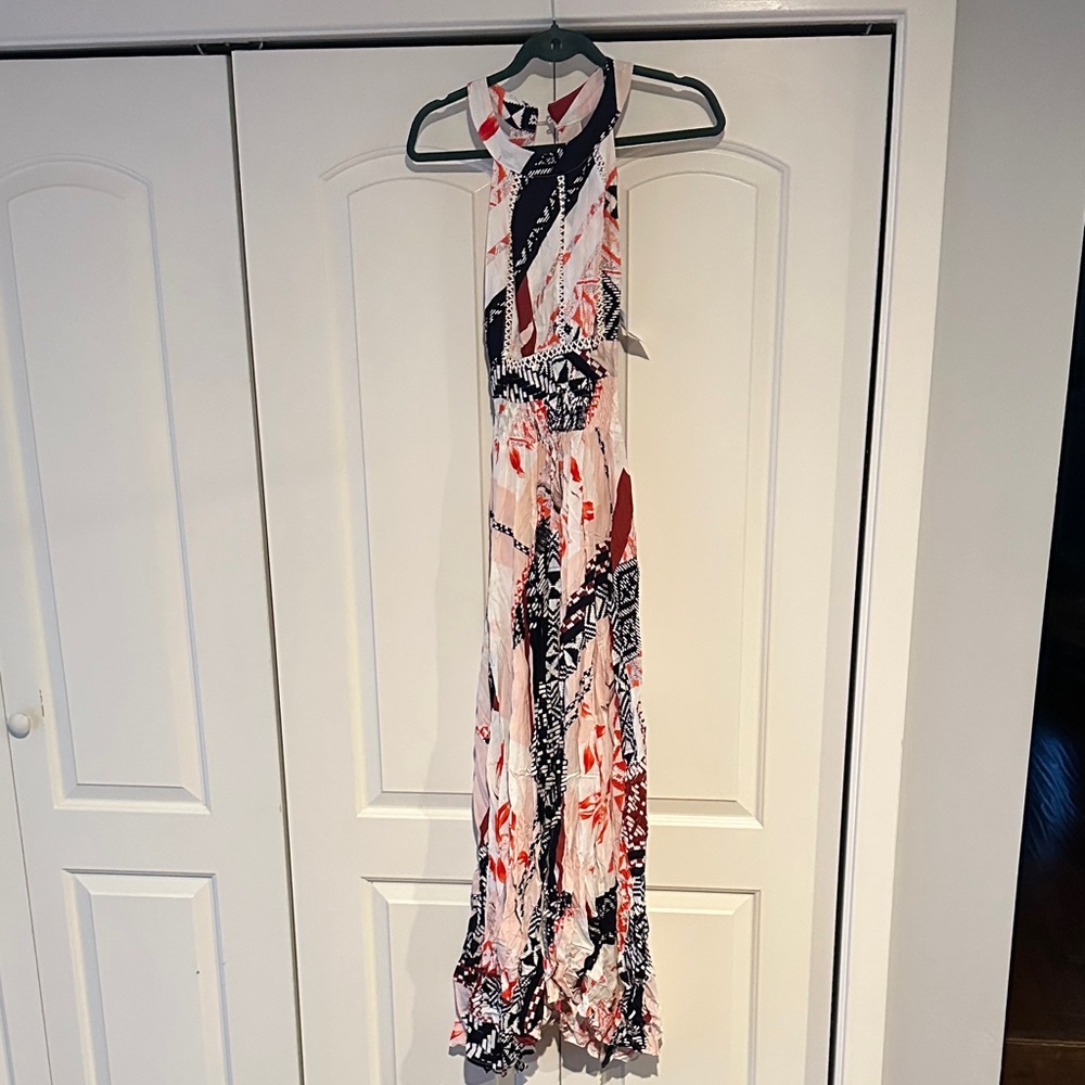 Chic Abstract Maxi Dress